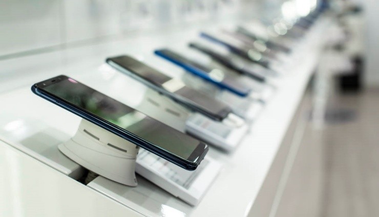Cep Telefonlarına Yeni Düzenleme!