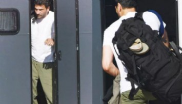 Yolcudur Abbas, Bağlasan Durmaz!