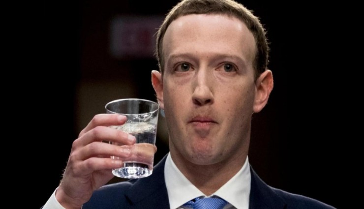 Zuckerberg'dan Robot İddiasına Yanıt!