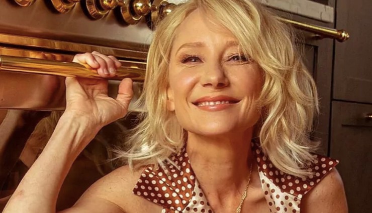 Anne Heche Trafik Kazası Geçirdi!