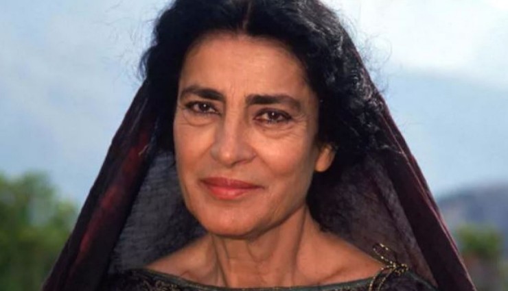 Irene Papas Hayata Veda Etti!