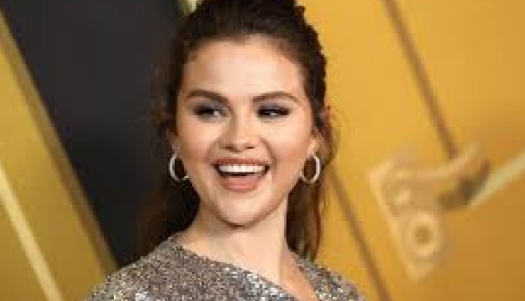 Selena Gomez Hayranlarına Sürpriz!