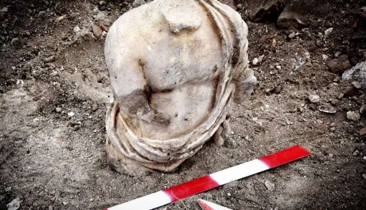 İBB Kazılarında Yeni Heykel Bulundu!