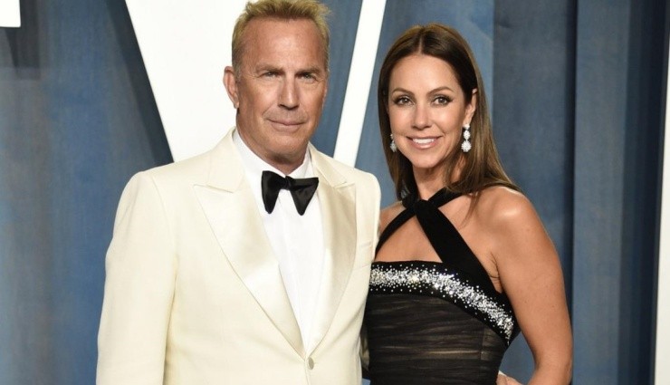 Kevin Costner 18 Yıllık Eşinden Boşanıyor!