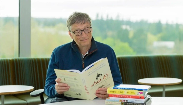 Bill Gates'ten Kitap, Dizi Ve Şarkı Önerileri!