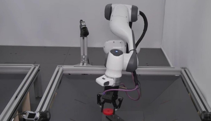 Kendi Kendini Eğitebilen Robot Geliştirildi!