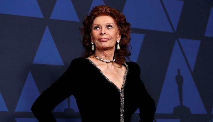 Hollywood Yıldızı Sophia Loren Hastaneye Kaldırıldı!